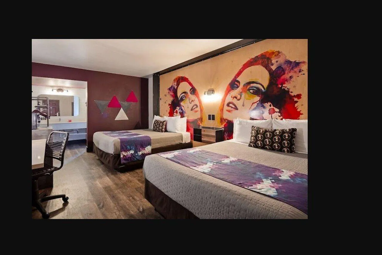 Downtown Phoenix Hotel